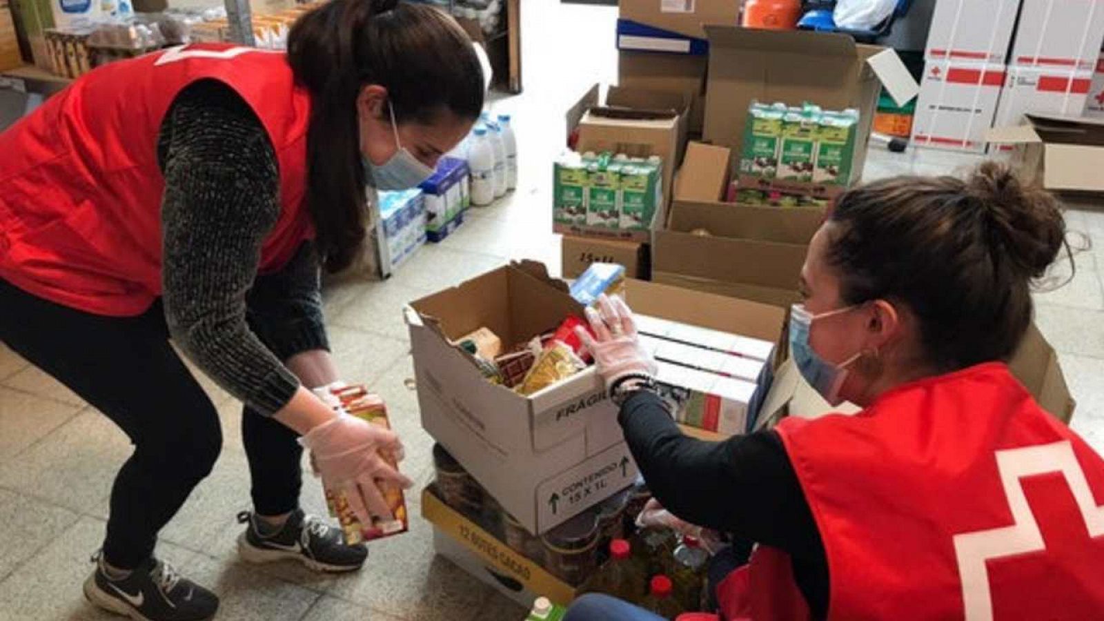 Gairebé 1,5 milions de catalans van rebre ajuda de Creu Roja durant pandèmia 