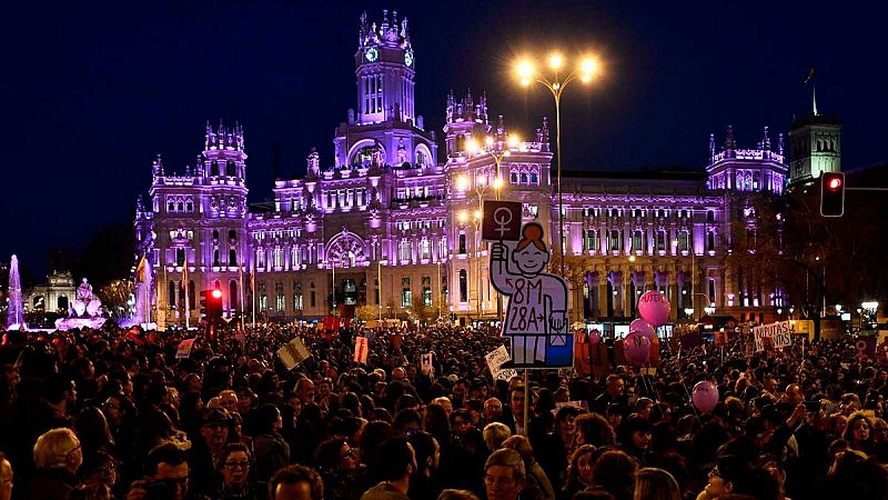 14 horas - María Castillo, portavoz de la Comisión 8M: "No vamos a renunciar a la calle" - escuchar ahora