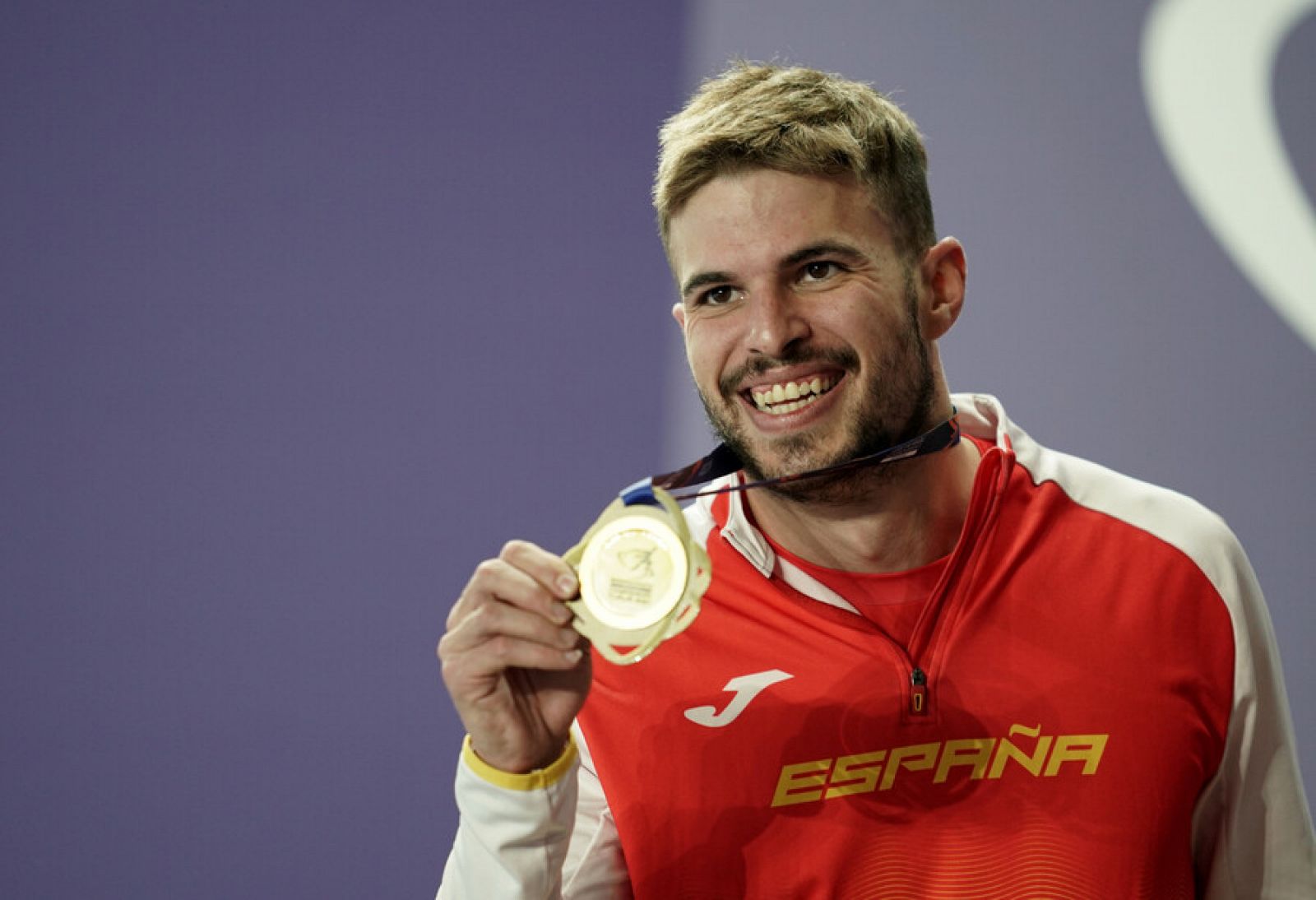 Tablero deportivo - Óscar Husillos: "Si hacía mi carrera podía conseguir medalla" - Escuchar ahora