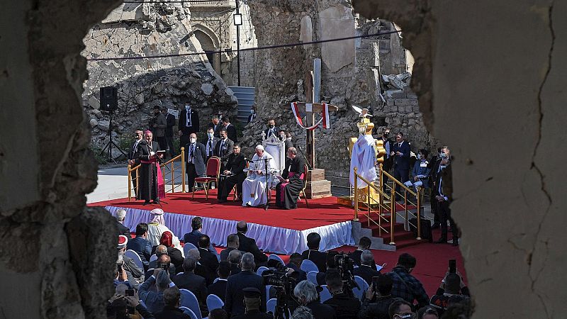 14 horas Fin de Semana - El Papa reclama no justificar la violencia con la religión en su visita a Mosul - Escuchar ahora