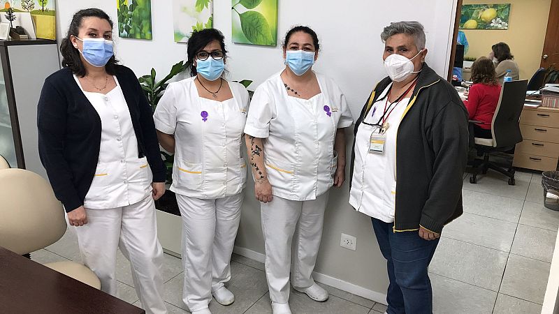  Limpiadoras de hospitales; en primera línea contra pandemia - Escuchar ahora