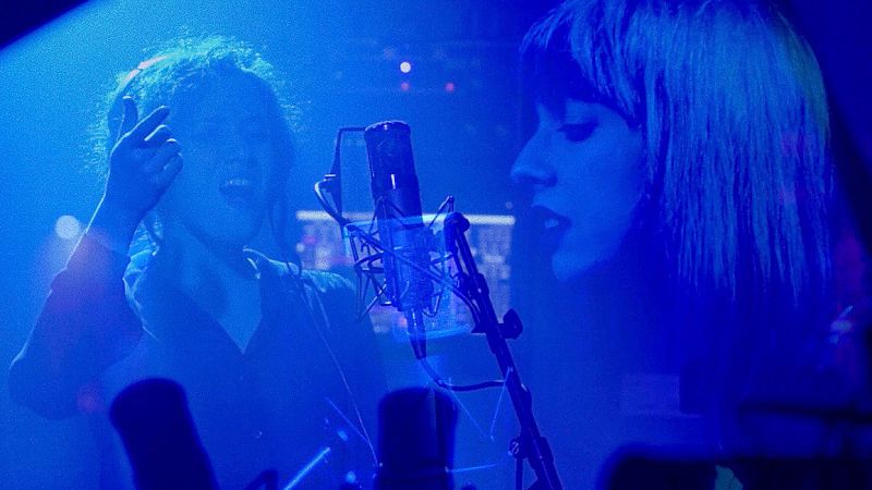  Artesfera - Sofía Comas y Sheila Blanco unidas en 'Silencio en el nido' - 09/03/21 - escuchar ahora