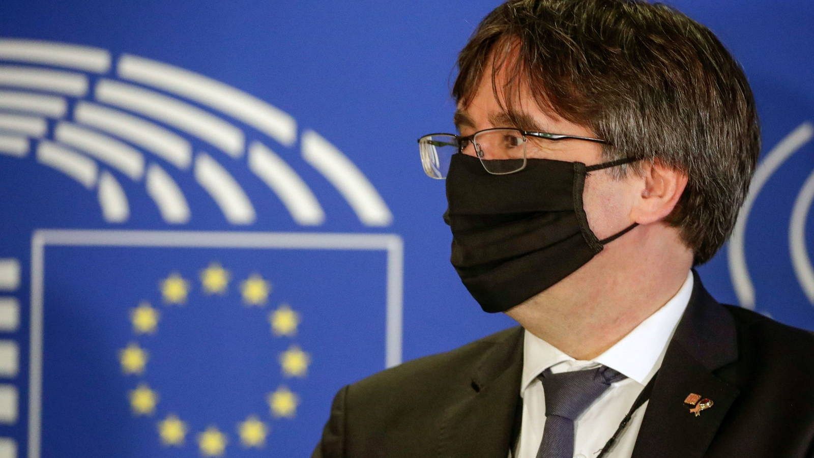 El Parlament Europeu aixeca la immunitat a Puigdemont obrint la via de l'extradició