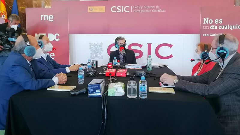 No es un día cualquiera - Investigación de las vacunas en España desde el CSIC - Tertulia - 14/03/2021 - Escuchar ahora