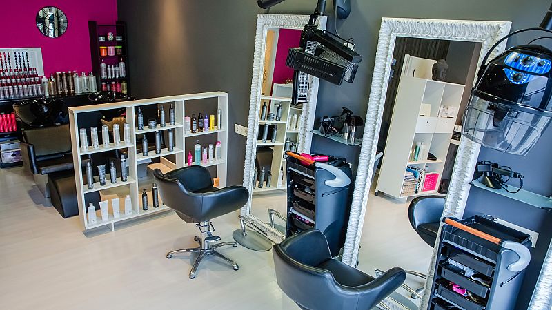 14 horas - Los sectores que se quedan fuera de las ayudas piden un salvavidas - escuchar ahora 