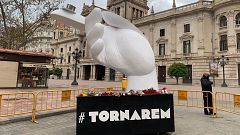 Más cerca - Las Fallas afrontan su cancelación con la esperanza de volver