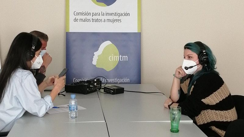 Tarde lo que tarde - El gobierno prepara una ley para abolir la prostitución en España 