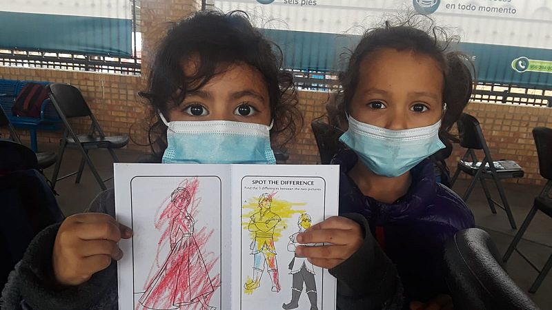 Las mañanas de RNE con Íñigo Alfonso - Los niños de la frontera entre EEUU y México - escuchar ahora 