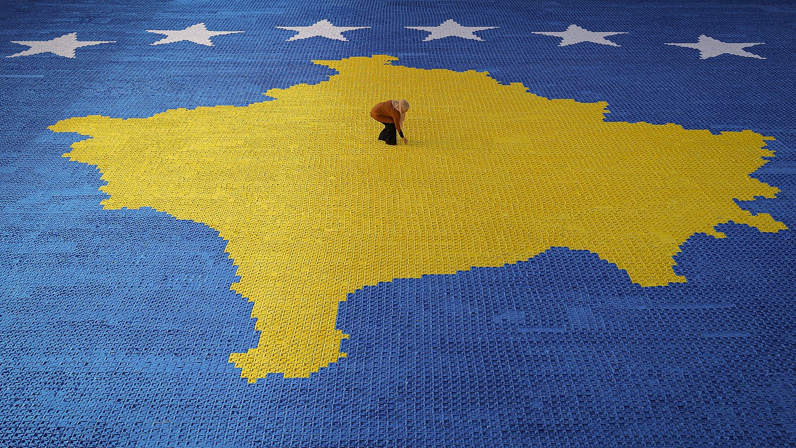  Las mañanas de RNE con Íñigo Alfonso - Kosovo | Reconocimiento internacional: ¿Por qué hay países, como España, que no lo reconocen? - Escuchar ahora