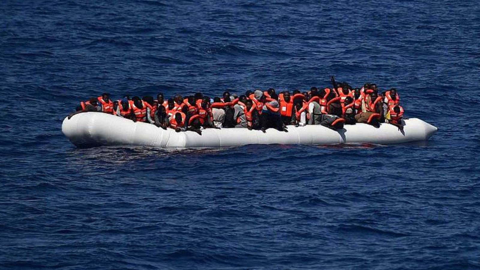 24 horas - Mesa del mundo: la inmigración - Escuchar ahora