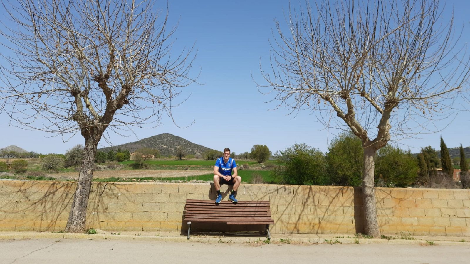 14 horas - Mudarse a la 'España vaciada' buscando más calidad de vida - escuchar ahora 