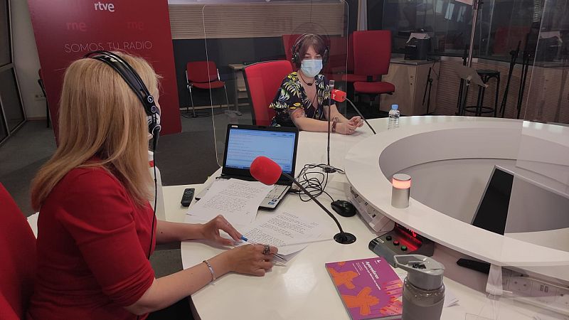 Las mañanas de RNE con Íñigo Alfonso - Aparadoras, las manos invisibles del calzado - escuchar ahora 