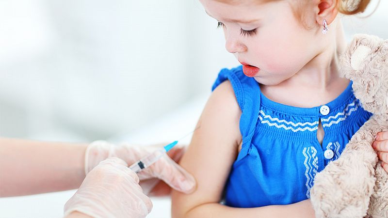 Más cerca - Los pediatras insisten en la importancia de la vacunación - Escuchar ahora