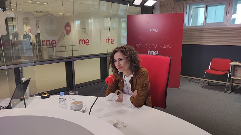 Las mañanas de RNE con Íñigo Alfonso - Mª Jesús Montero, portavoz del Gobierno: "El cierre perimetral podrá desaparecer si cada territorio lo considera" - escuchar ahora 
