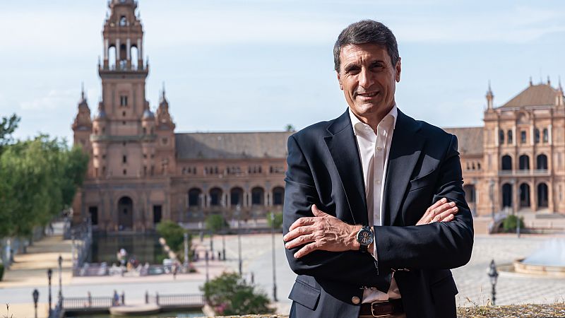 Crónica de Andalucía - Pedro Fernández: "Junta reparte las vacunas igual que el Gobierno" - Escuchar ahora