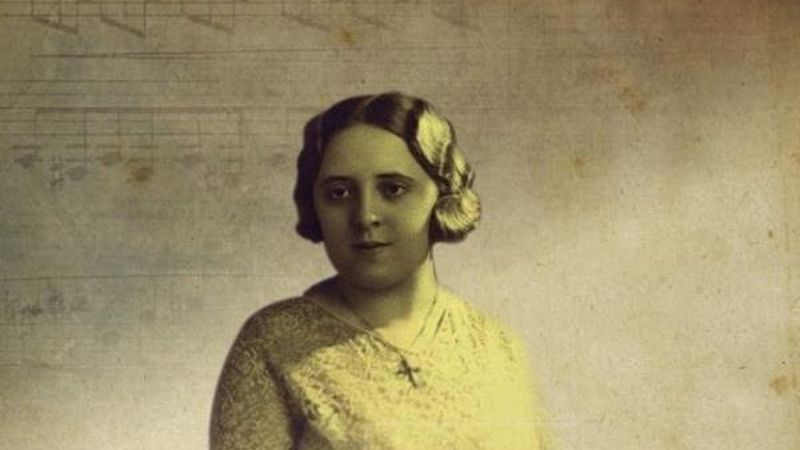 El gallo que no cesa - Descubriendo la obra de María de Pablos - Escuchar ahora 