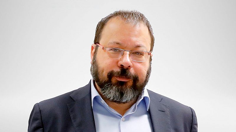 Las mañanas de RNE con Íñigo Alfonso - César Hernández, AEMPS: "Estudiamos qué reacción puede haber con la segunda dosis de AstraZeneca"  - escuchar ahora 