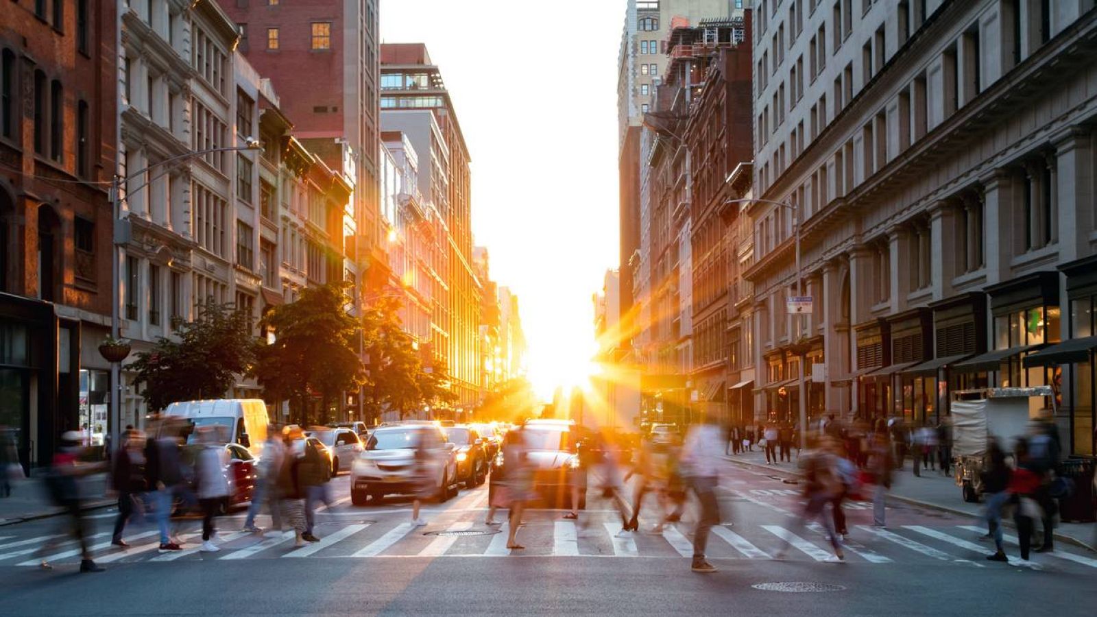  Las mañanas de RNE con Íñigo Alfonso - El mundo después de la pandemia: los cambios sociales, económicos y políticos que se avecinan - Escuchar ahora