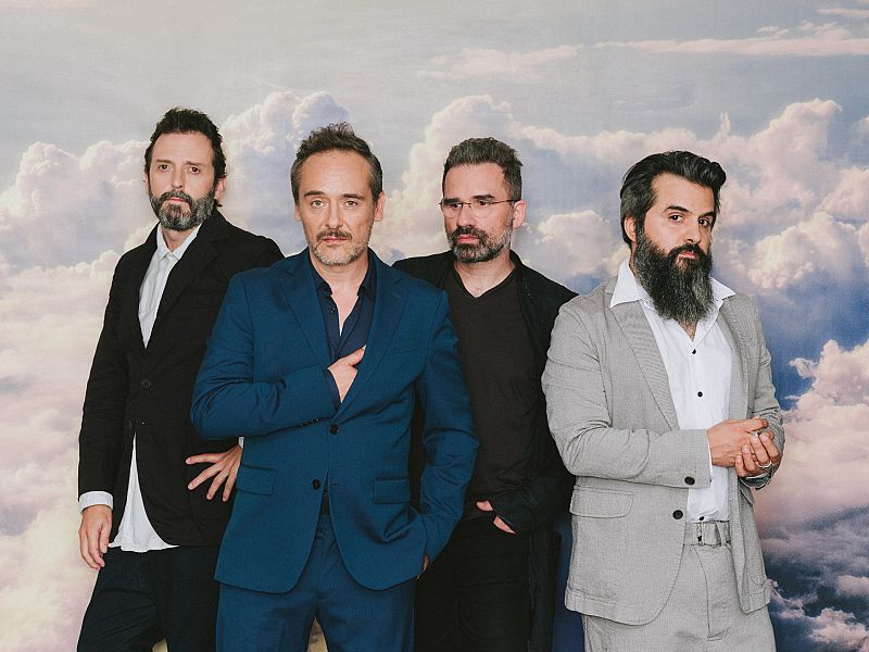 El ojo crítico - Viajes con Love Of Lesbian - 12/04/21 - escuchar ahora