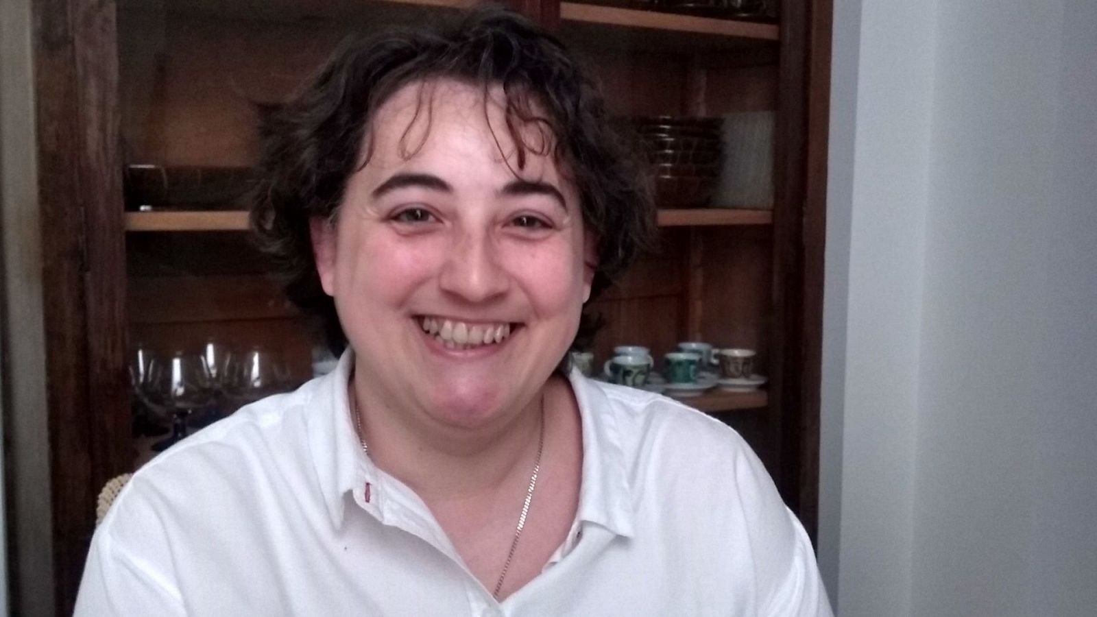  Construyendo memoria - Hortensia López, 20 años como monja de clausura - Escuchar ahora