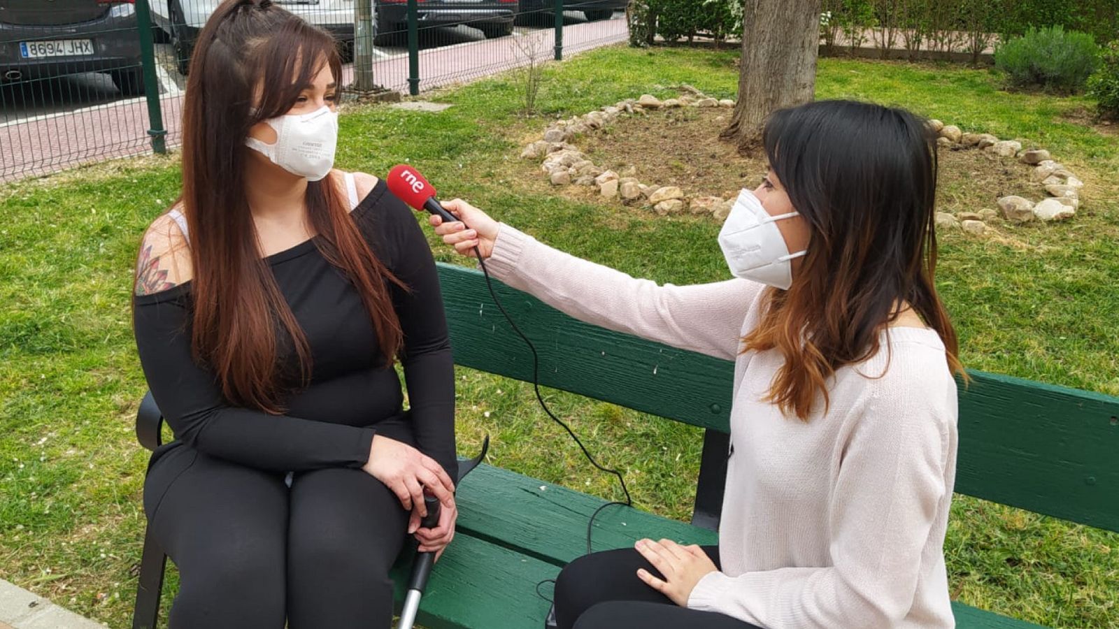 Por tres razones - Irene: "Llevo 11 operaciones por culpa de la endometriosis" - Esscuchar ahora