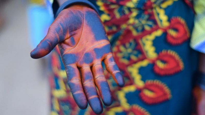 África hoy - Fundación Banco Santander impulsa la iniciativa BEST África, pionera de apoyo a mujeres emprendedoras en África - 28/04/21 - escuchar ahora