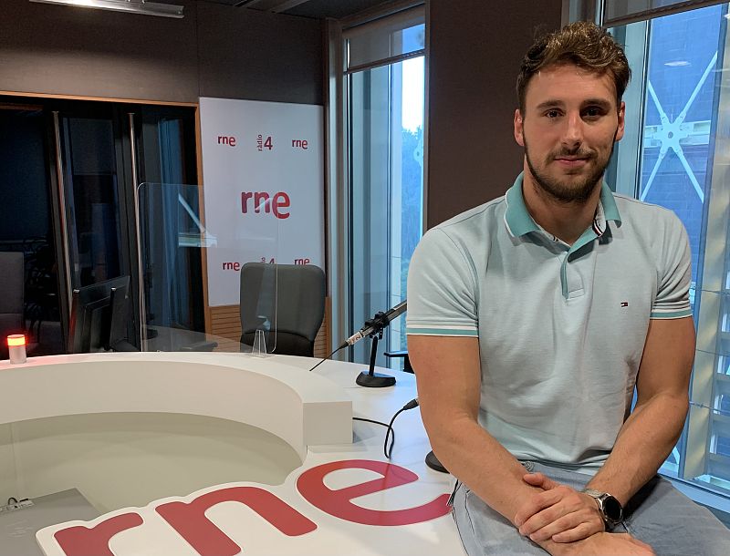 Plurals i Singulars - Primera sanció al món per LGTBIfòbia a l'esport