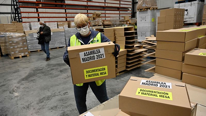 Las ma�anas de RNE con ��igo Alfonso - Andr�s Medina (Metroscopia): "Votar en d�a laborable dificulta la participaci�n de la izquierda, pero no va a ser un factor decisivo" - Escuchar ahora