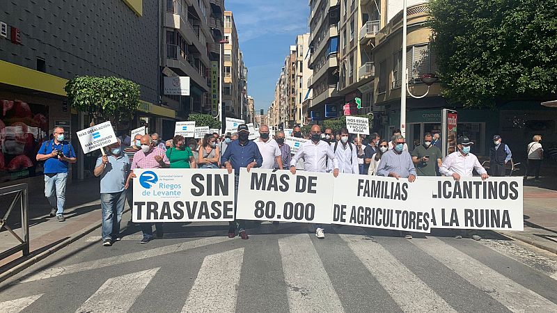 14 horas Fin de Semana - El trasvase Tajo-Segura enfrenta a municipios del levante y ribereños - Escuchar ahora