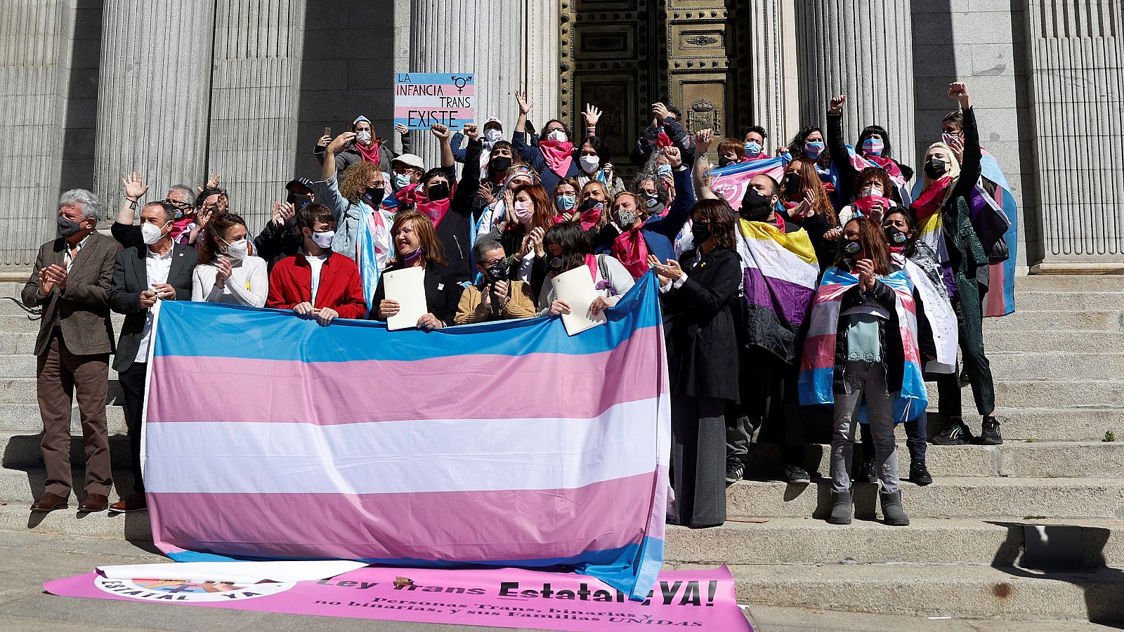 Las mañanas de RNE con Íñigo Alfonso - Las claves de la Ley Trans que llega hoy al Congreso y divide al Gobierno - Escuchar ahora