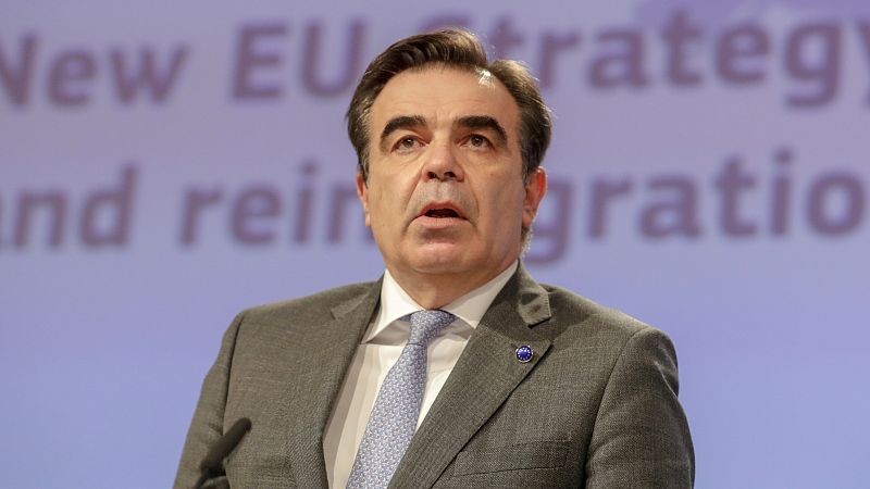 Las mañanas de RNE con Íñigo Alfonso - Margaritis Schinas, vicepresidente de la Comisión Europea: "Europa no se dejará intimidar por nadie en el tema de la migración" - Escuchar ahora