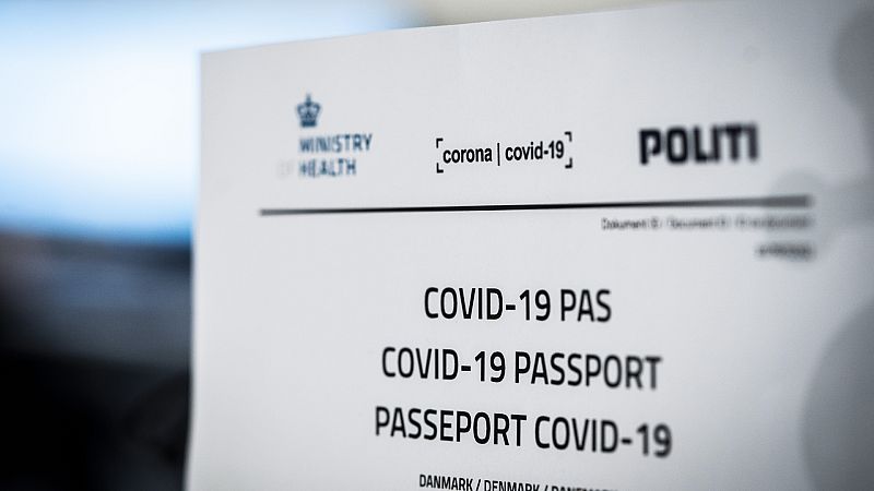 Las mañanas de RNE con Íñigo Alfonso - La UE propone un pasaporte COVID para viajar este verano: "Va a permitir una movilidad mucho mayor y más homogénea" - Escuchar ahora