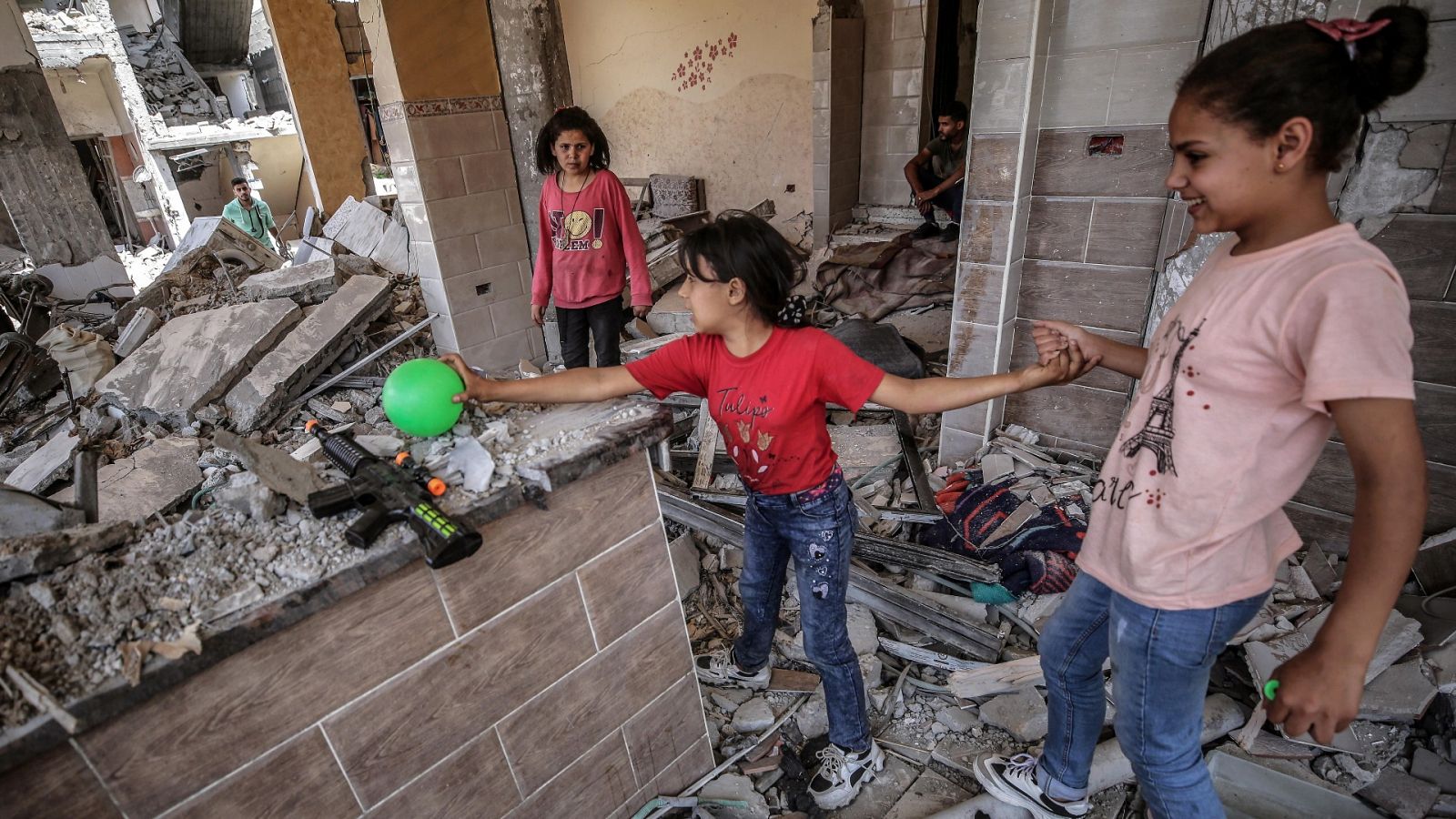Cinco Continentes - En Gaza, daños considerables y difícil acceso al agua - Escuchar ahora