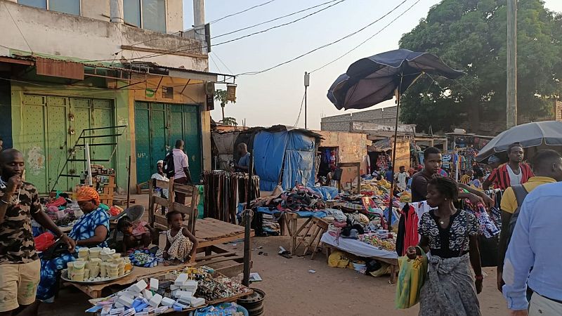 14 horas - España condona 10 millones de la deuda de Guinea-Bissau para apoyar su desarrollo - Escuchar ahora