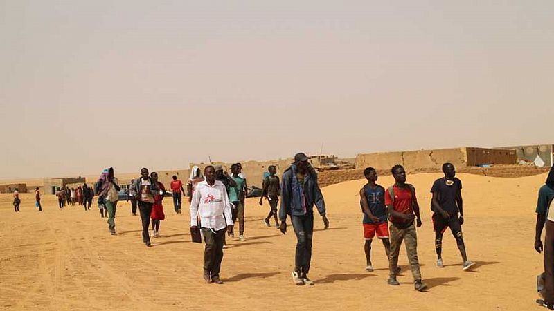 Reportajes 5 Continentes - El abandono de los migrantes en el desierto de Argelia - Escuchar ahora