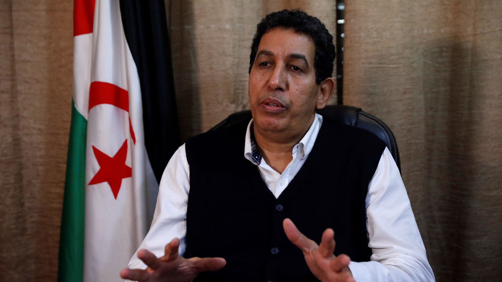 Las mañanas de RNE con Íñigo Alfonso - El Frente Polisario asegura que el Gobierno español no pidió la salida de Ghali: "Se ha ido porque el juez no le ha impuesto medidas cautelares" - Escuchar ahora