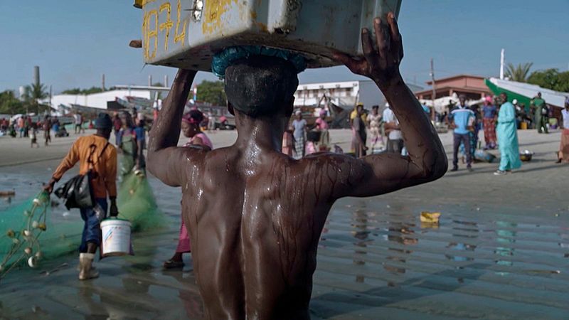 Reserva natural - El cine africano del Festival de Tarifa muestra claves para entender la migración ilegal hacia Europa - 03/06/21 - Escuchar ahora