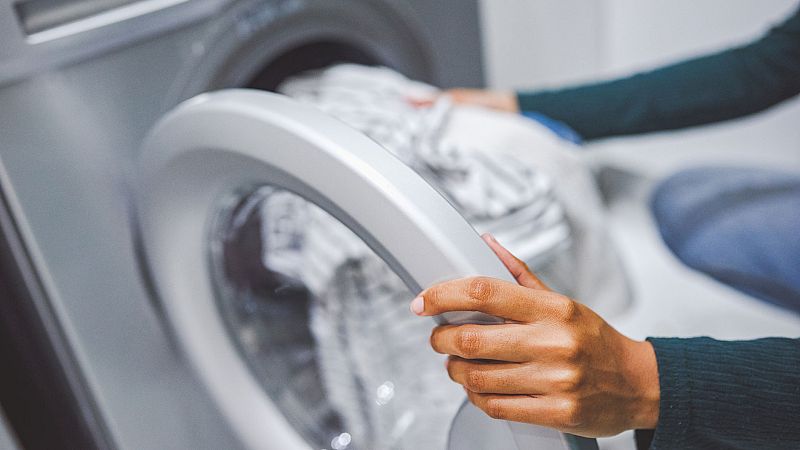 Las mañanas de RNE con Íñigo Alfonso - El conflicto entre el ahorro en la factura de la luz y las ordenanzas contra el ruido - Escuchar ahora