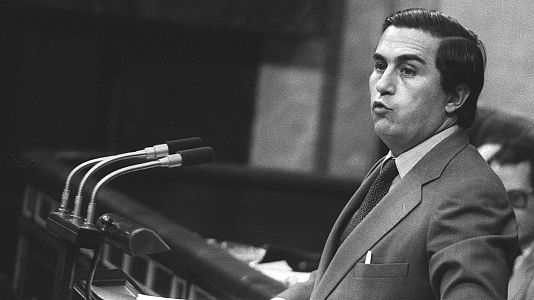  - Jesús Sancho Rof, Ministro de Sanidad, comparece tras la intoxicación masiva por aceite de colza | Escuchar