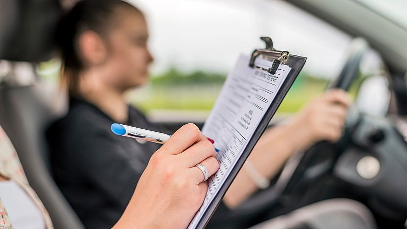 Gente despierta - La Dgt examina, Cosas de la vida - Escuchar ahora