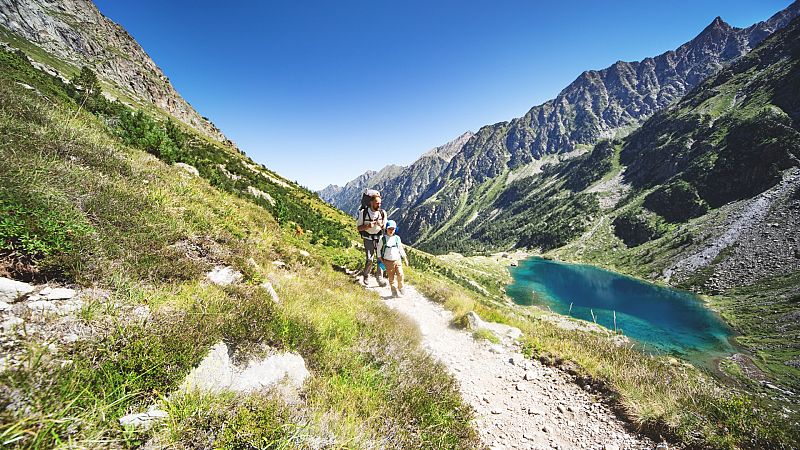 Más cerca - Comienza la campaña de verano para el turismo de montaña - Escuchar ahora