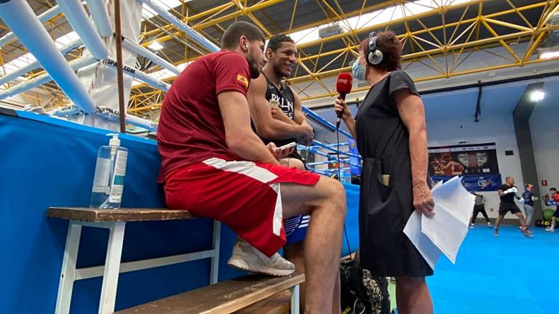 De refugiados a olímpicos con España - Escuchar ahora