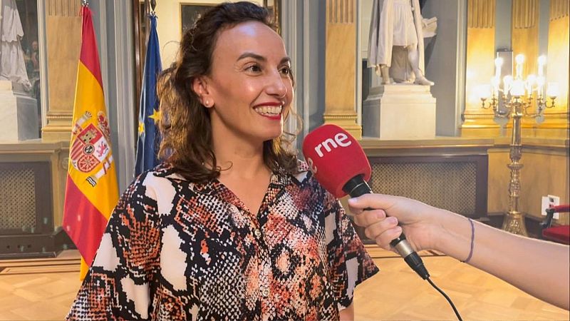 Parlamento - El rincón - Olivia Delgado (PSOE): "Soñaba desde muy niña con ser profesora" - Escuchar ahora