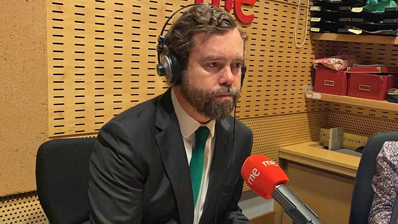 Parlamento - Espinosa de los Monteros, Vox: "La foto que nos preocupa es la de Sánchez abriendo la prisión para que salgan delincuentes" - Escuchar ahora