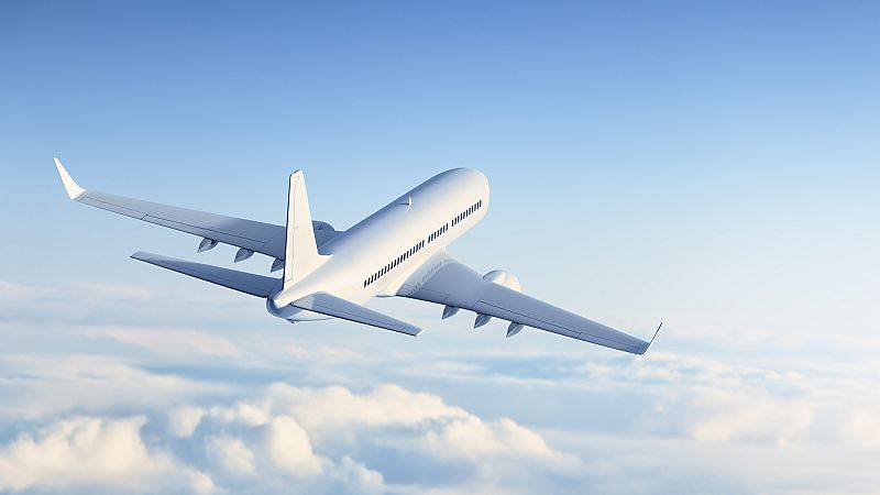 Más cerca - El aterrizaje del negocio aéreo - Escuchar ahora