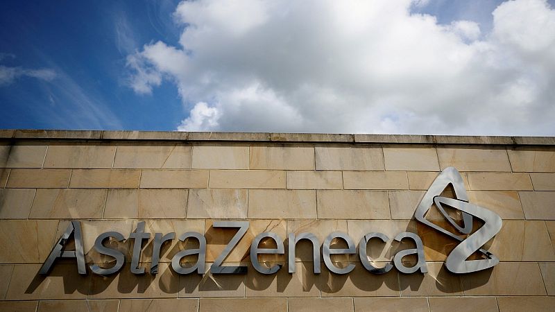 Boletines RNE - Los tribunales obligan a AstraZeneca a entregar 50 millones de vacunas - Escuchar ahora