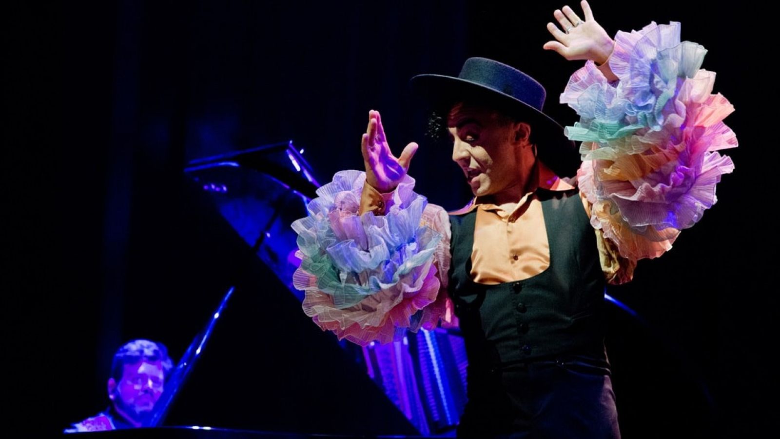 La sala - Territorio Osinaga: 'Miguel de Molina al desnudo' en La 2 es Teatro - 21/06/21 - Escuchar ahora