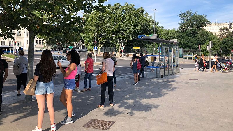 24 horas - ¿Estamos preparados para dejar la mascarilla en exteriores? - Escuchar ahora