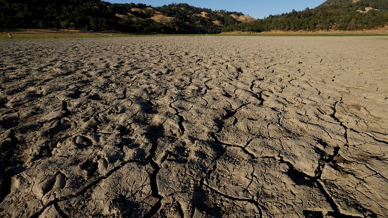 14 horas - España podría llegar a registrar temperaturas similares a las de Canadá - Escuchar ahora