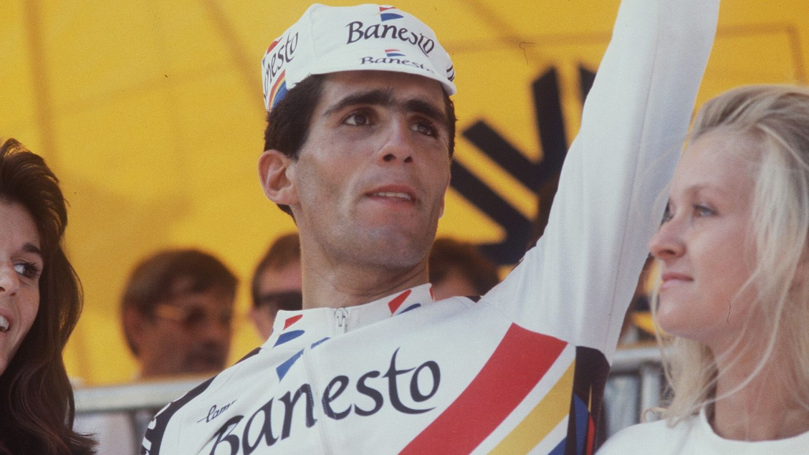 Capítulo 3: 1990, el sexto Tour - Escuchar ahora